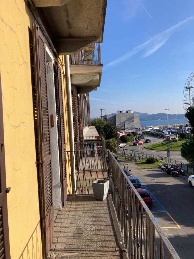 Casa Vacanza Sole Lago… 因特拉 外观 照片