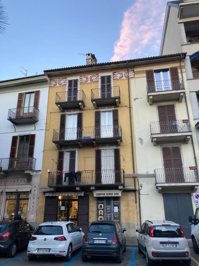 Casa Vacanza Sole Lago… 因特拉 外观 照片